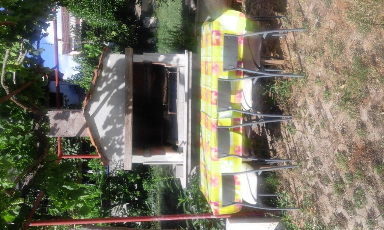 Apartman Mirko Pula Habitación foto