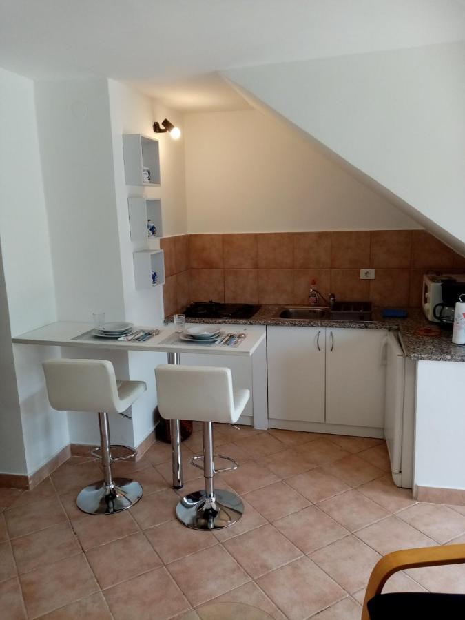 Apartman Mirko Pula Exterior foto